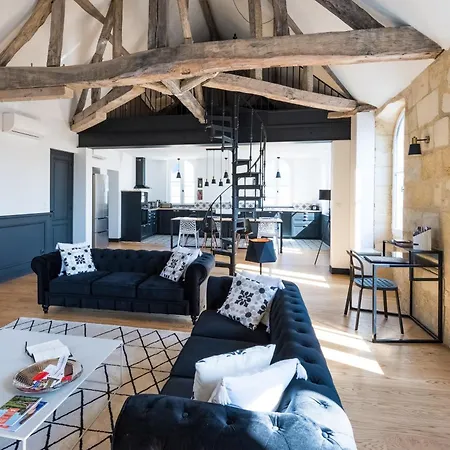 Magnifique Loft Centre 펜션